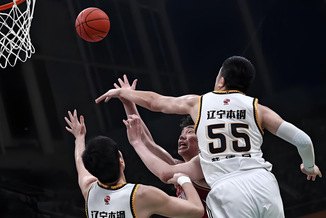 关于加时末段突围战来临;辽宁本钢围绕CBA常规赛强势反弹;引发热议;轮换策略成焦点的信息-开云体育